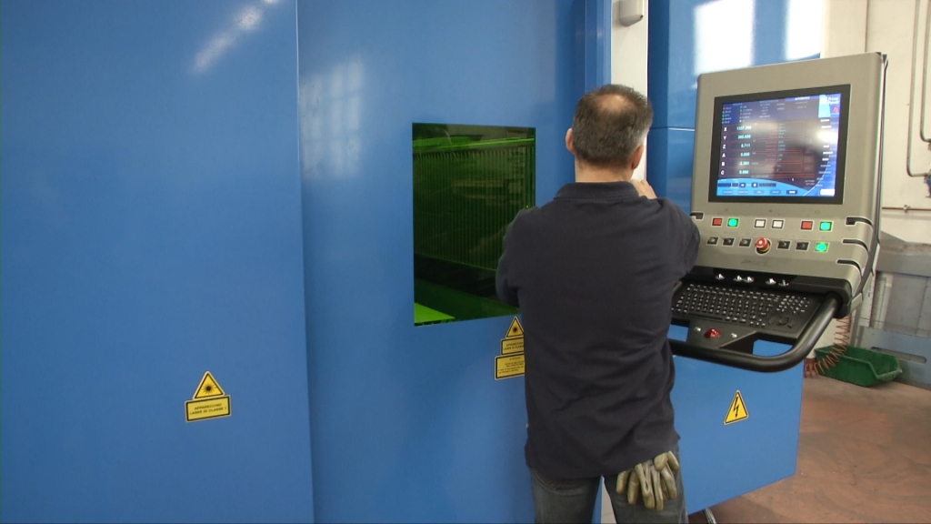 OMP FASE DELLA LAVORAZIONE DELLA LAMIERA